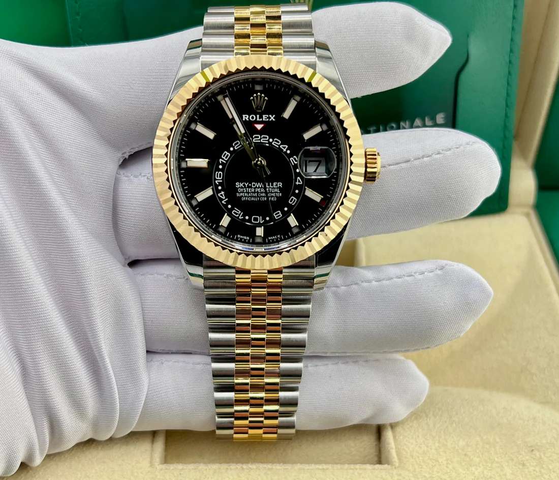 ROLEX - Sky-Dweller