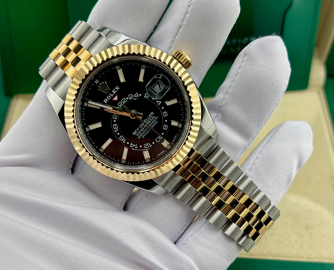 ROLEX - Sky-Dweller - Image 3